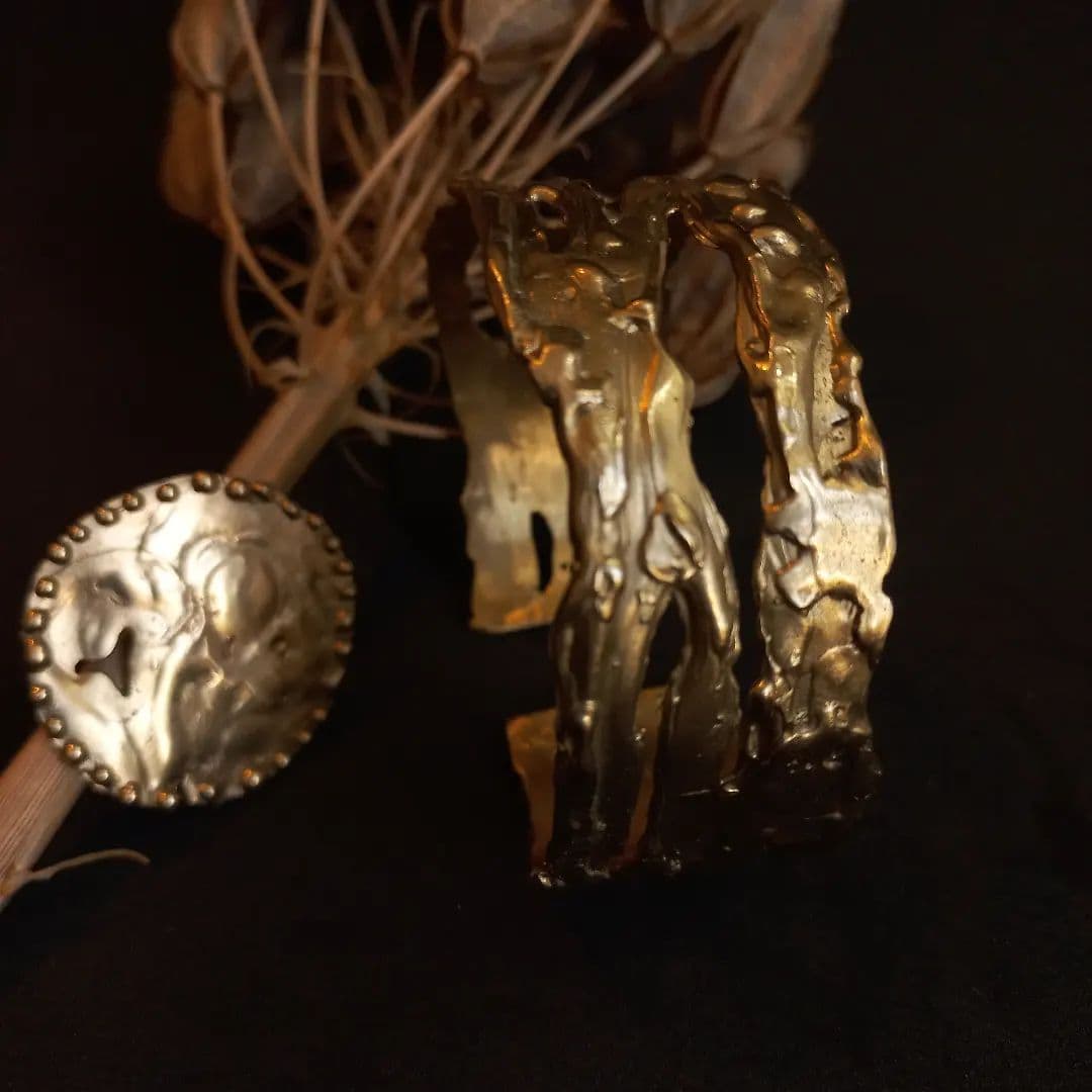 Handcrafting Jewelry